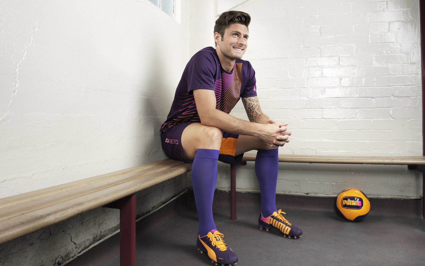 哥伦比亚马术协会与国际组织合作，推广“Sinjska Alka”至全球。，哥伦比亚马夹