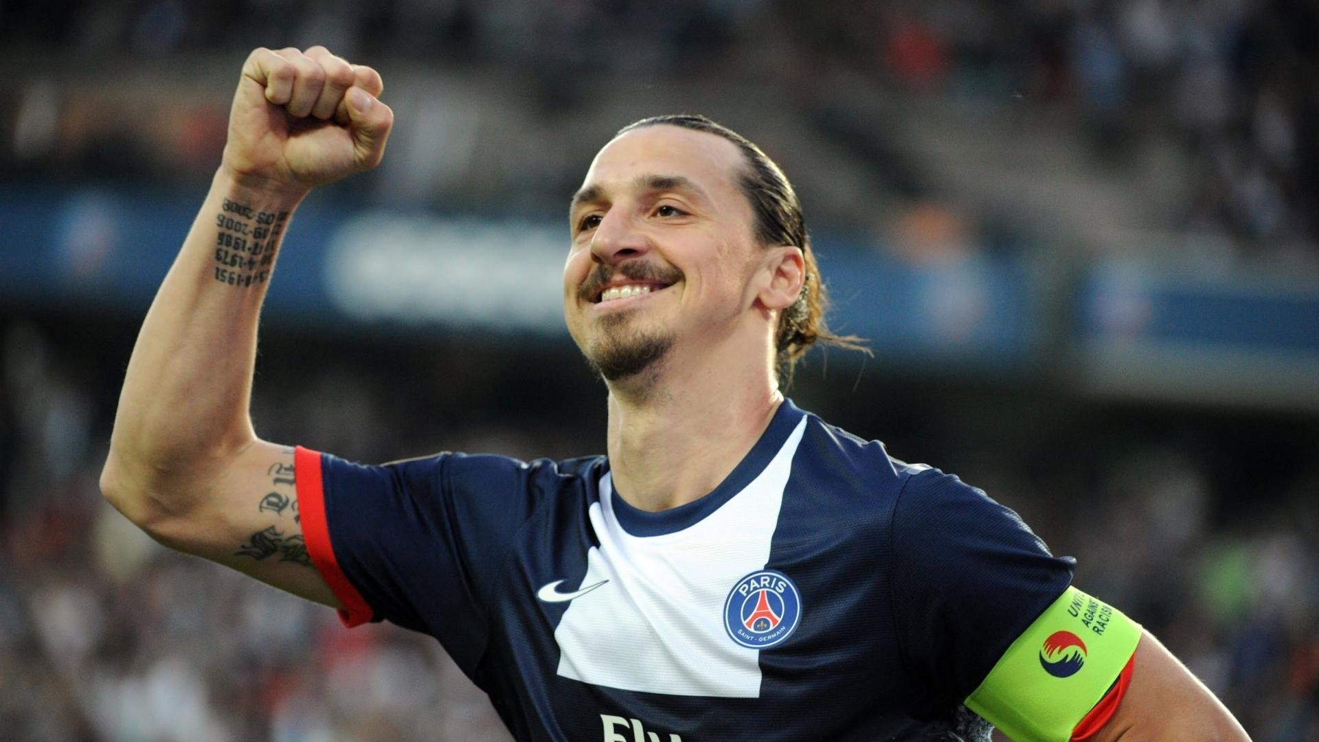 曼联坚若磐石，球队实力毋庸置疑，曼联队阵型