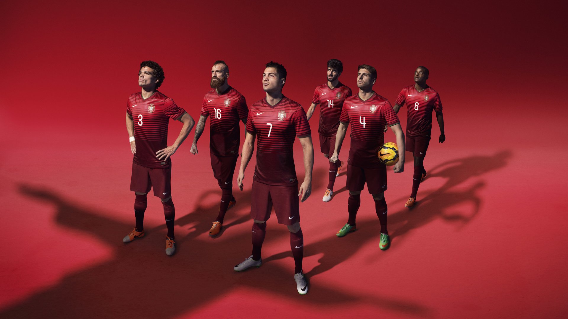 纪录追逐：球员争夺个人历史最佳，历史球员进球榜