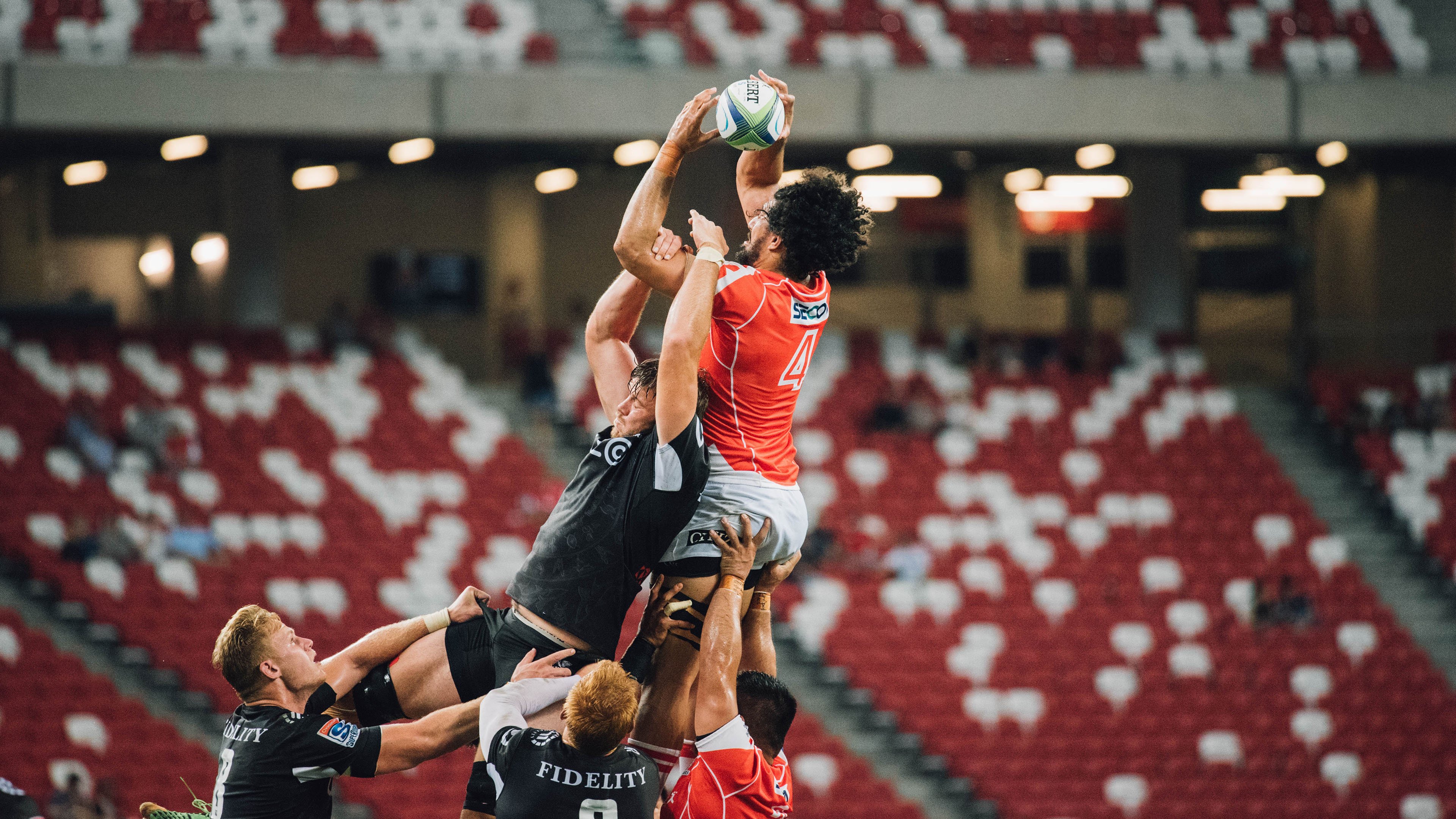 魔术新星闪耀主场擒下步行者